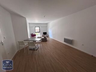  Appartement à louer 1 pièce 43 m²