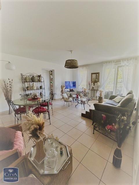  Appartement  louer 4 pices 81 m