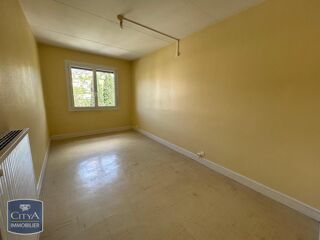 Appartement à louer 4 pièces 81 m²
