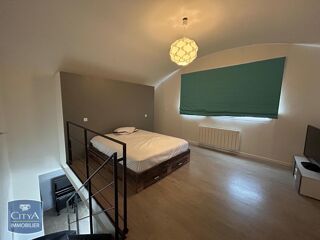  Appartement à louer 2 pièces 72 m²