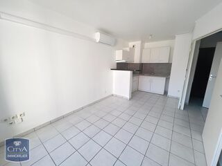  Appartement à louer 2 pièces 33 m²