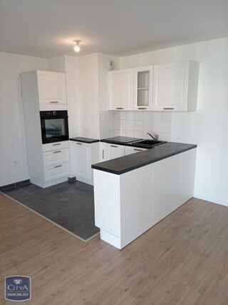  Appartement à louer 3 pièces 65 m²