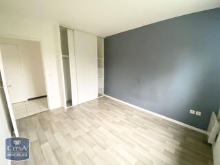  Appartement à louer 2 pièces 55 m²