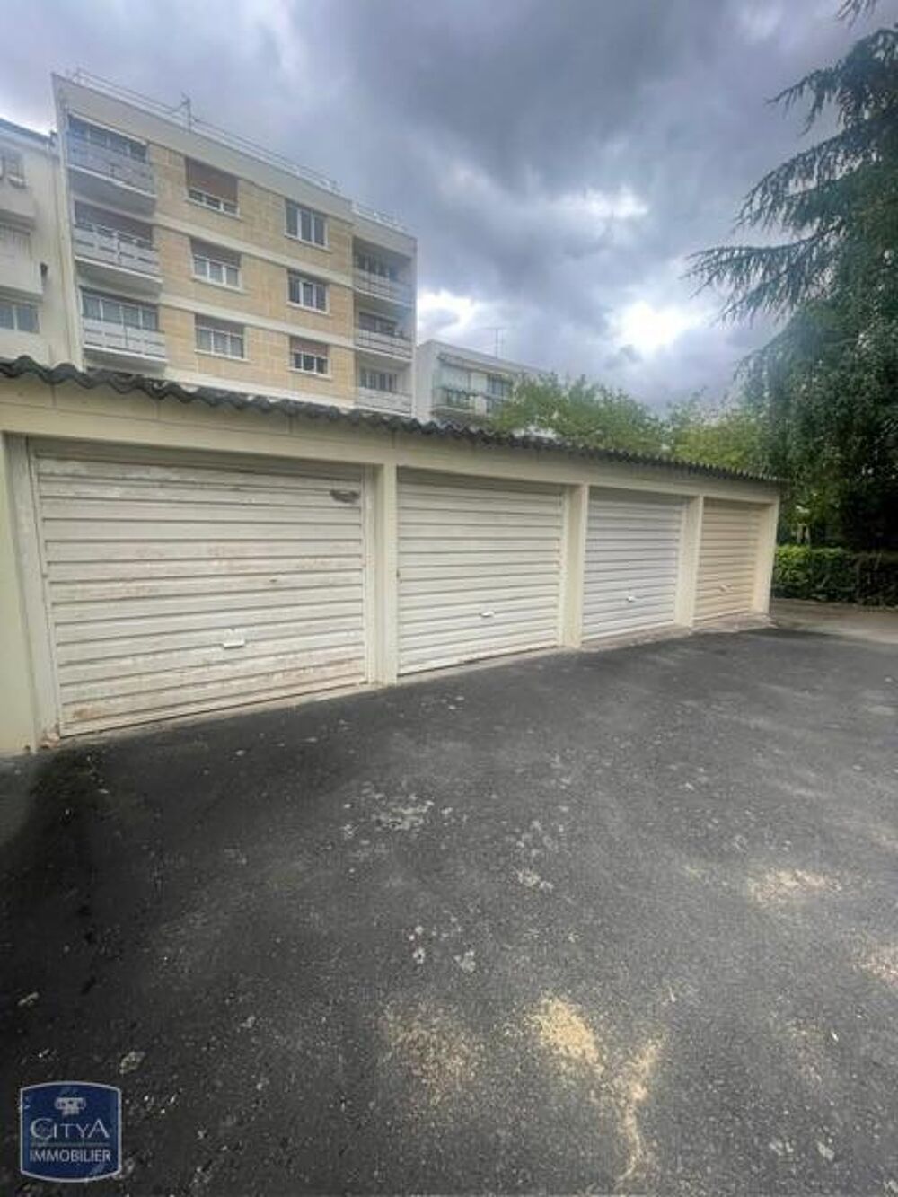 location Parking / Garage Sceaux (92330)
