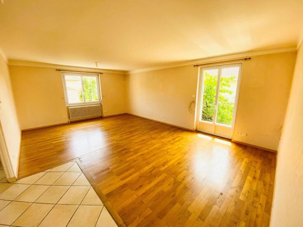 location Maison - 5 pièce(s) - 124 m² Charnay-lès-Mâcon (71850)