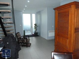  Appartement � louer 3 pi�ces 109 m�