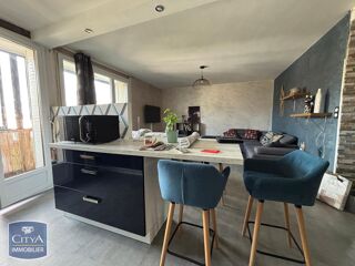 Appartement à louer 3 pièces 75 m²