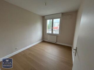  Appartement à louer 3 pièces 57 m²