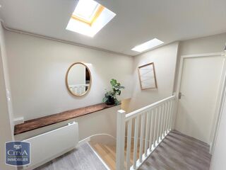  Appartement à louer 3 pièces 61 m²
