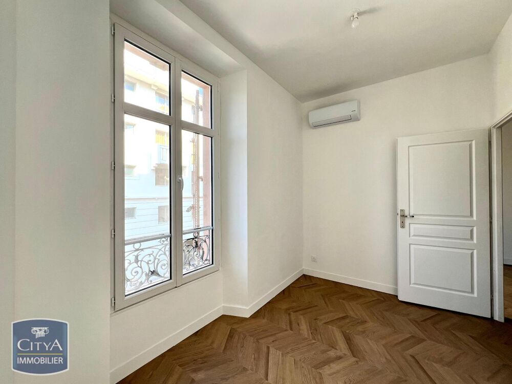 location Appartement - 2 pièce(s) - 47 m² Cannes (06400)