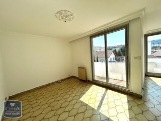  Appartement à louer 2 pièces 57 m²