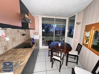  Appartement à louer 5 pièces 94 m²