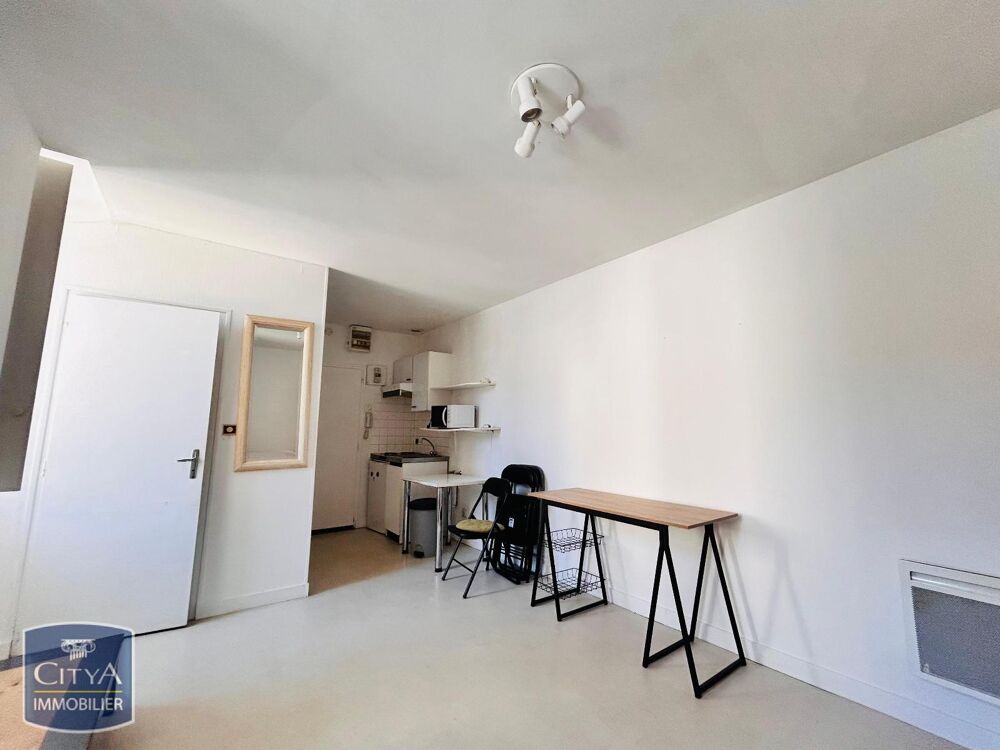 A LOUER à LAVAL, appartement de type T1 situé dans un qu....