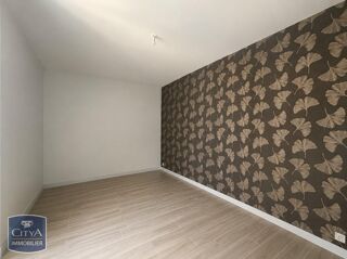  Appartement à louer 4 pièces 97 m²