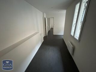  Appartement à louer 5 pièces 83 m² Alencon