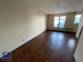  Appartement à louer 1 pièce 32 m²