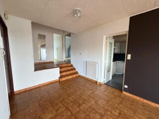  Appartement à louer 3 pièces 71 m²