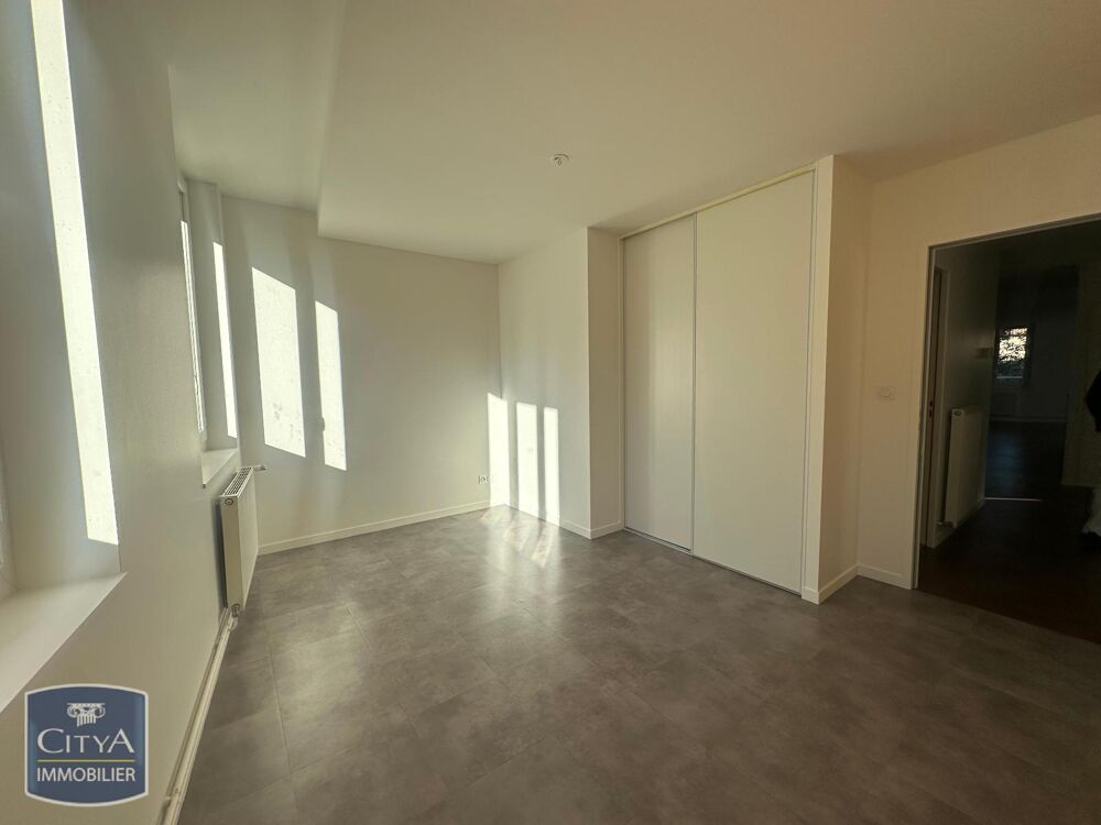 location Appartement - 4 pièce(s) - 111 m² Clermont-Ferrand (63100)