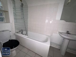  Appartement à louer 2 pièces 35 m²