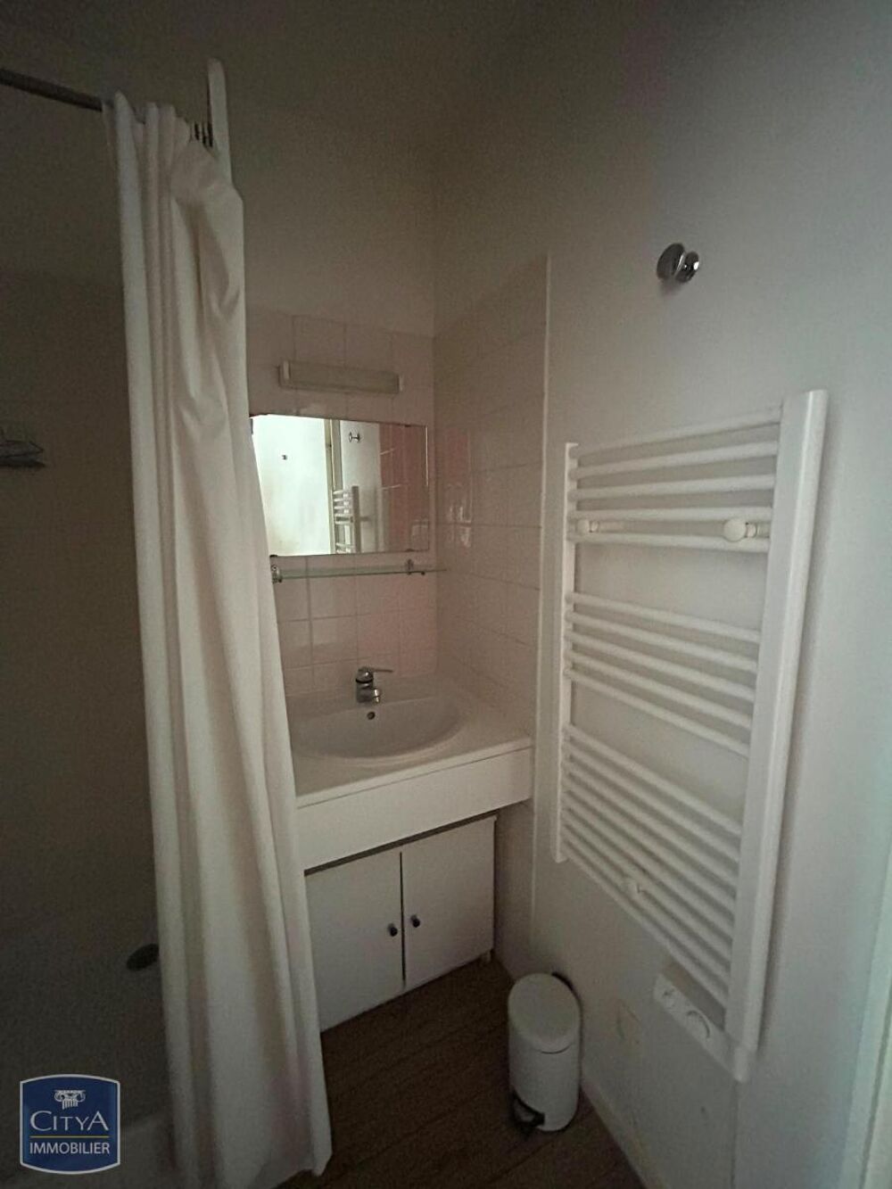 location Appartement - 1 pièce(s) - 14 m² Lyon 4