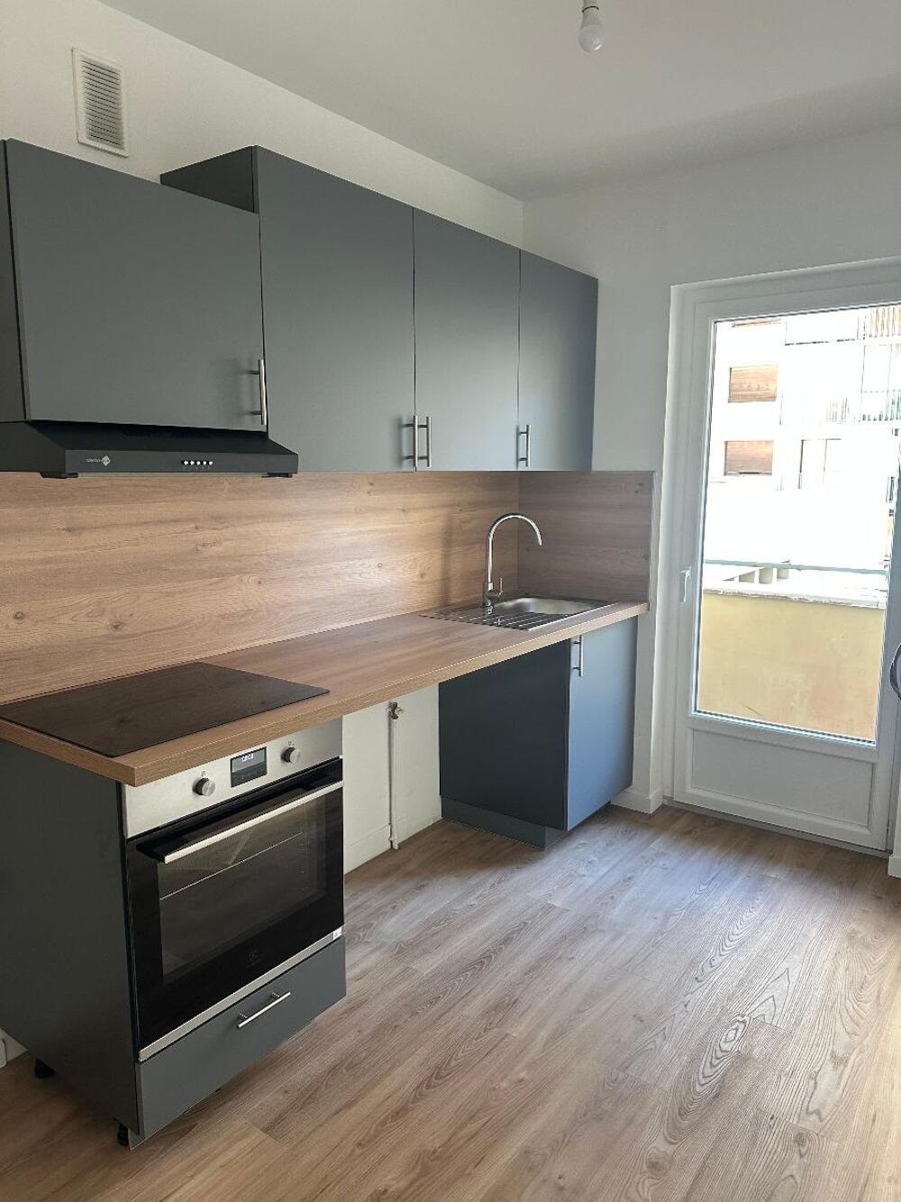 location Appartement - 3 pièce(s) - 52 m² Saint-Étienne (42000)