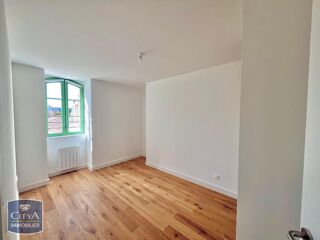  Appartement à louer 3 pièces 70 m²