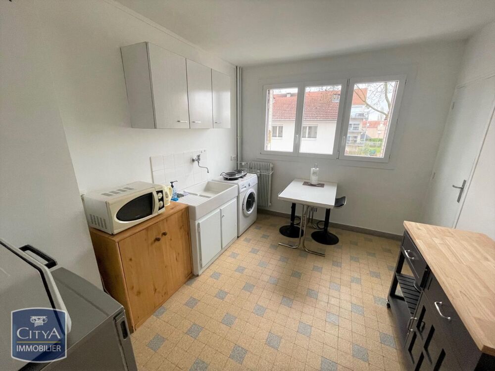 EXCLUSIVITÉ - APPARTEMENT TRAVERSANT 4 PIÈCES AVEC BALCO....