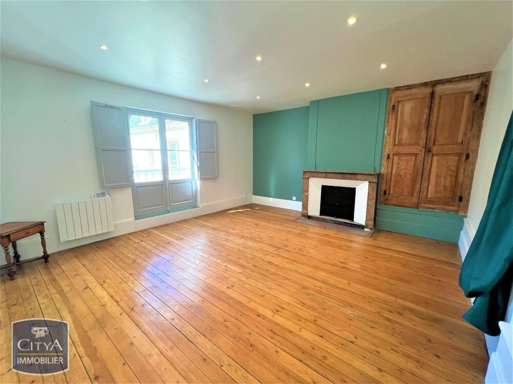 À LOUER : Appartement T4 situé à Azay-le-Rideau, dans un....