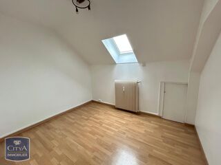  Appartement à louer 2 pièces 33 m²