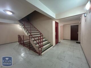  Appartement à louer 1 pièce 27 m²