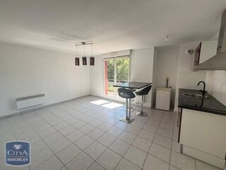 Appartement à louer 2 pièces 50 m²