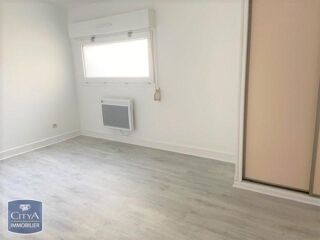  Appartement à louer 2 pièces 45 m²