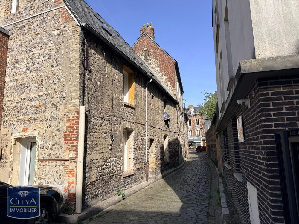 À LOUER : Appartement rénové T2 à Dieppe, situé au coeur ....