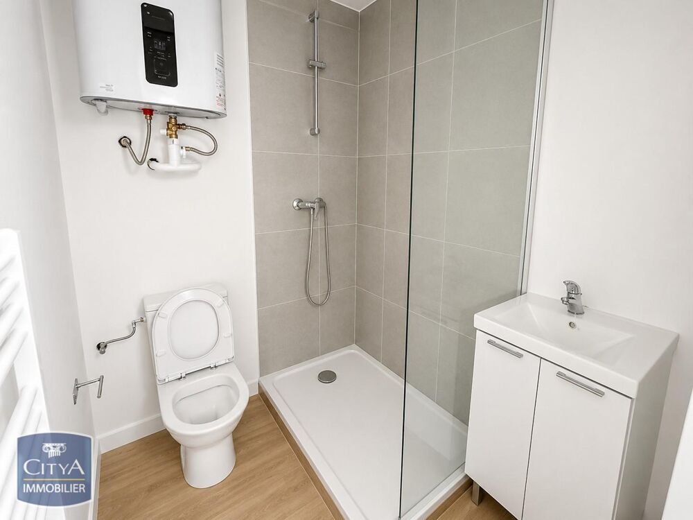 VICHY - STUDIO MEUBLÉ TOUT COMPRIS - CHAUFFAGE, EAU & IN....