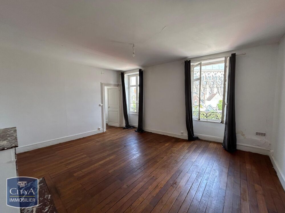 Centre Ville - À LOUER : Appartement T4 situé en plein c....