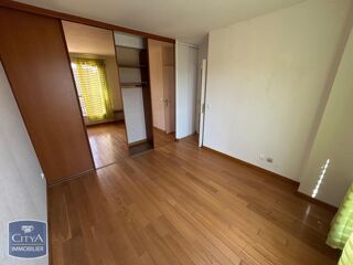  Appartement à louer 3 pièces 64 m²