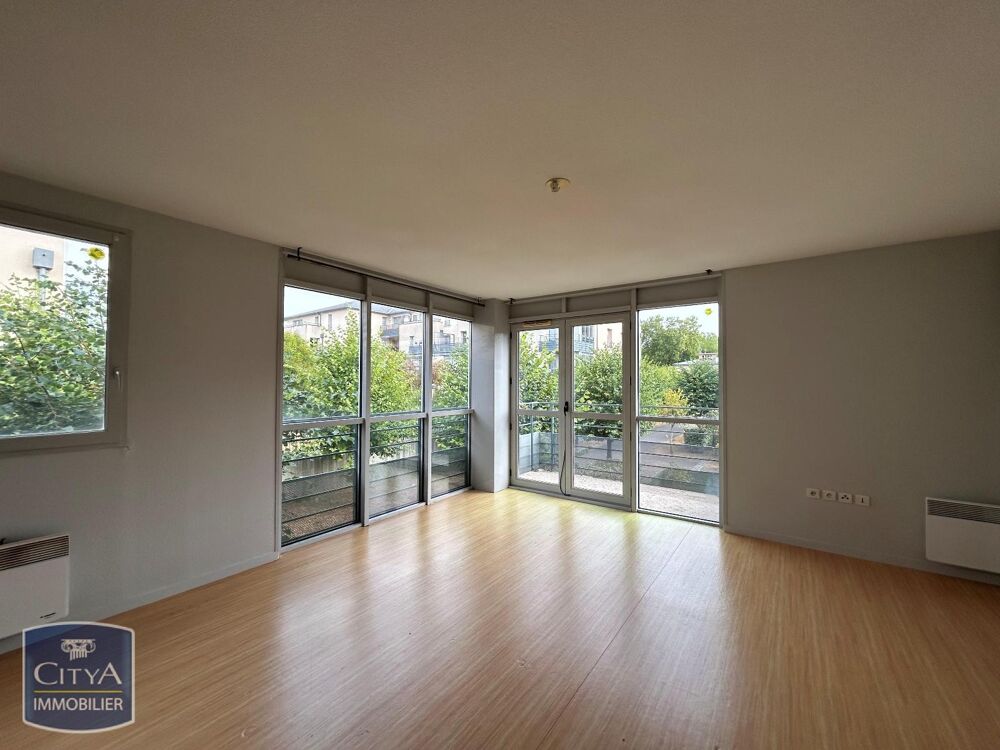 Administratif - À LOUER ! Découvrez cet appartement réce....