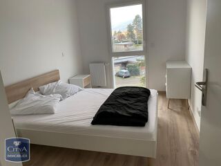  Appartement à louer 3 pièces 63 m²