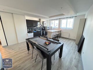  Appartement à louer 3 pièces 78 m²