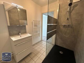  Appartement à louer 2 pièces 50 m²