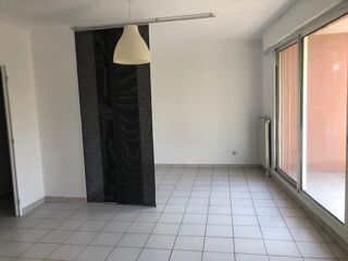  Appartement à louer 1 pièce 38 m²