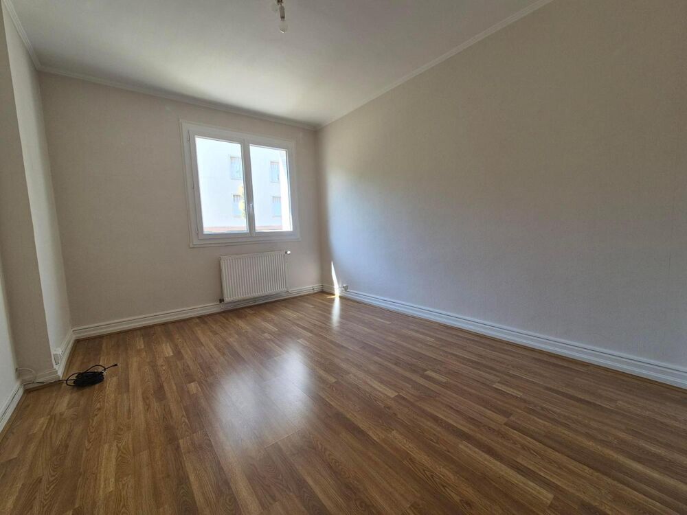 Appartement T3 avec garage et balcon - Appartement T3 en....