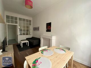  Appartement à louer 2 pièces 31 m²