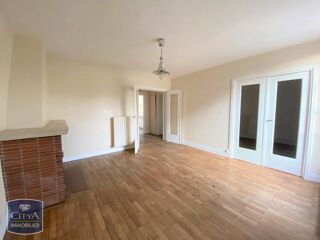  Appartement à louer 2 pièces 50 m²