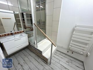  Appartement à louer 2 pièces 52 m²