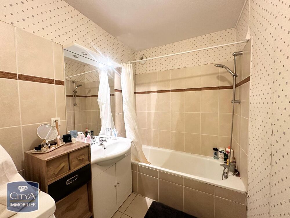 location Appartement - 3 pièce(s) - 63 m² Paray-le-Monial (71600)