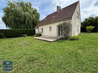  Maison à louer 6 pièces 104 m²