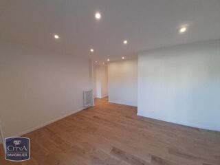  Appartement à louer 1 pièce 30 m²