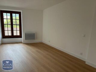  Appartement à louer 3 pièces 85 m²