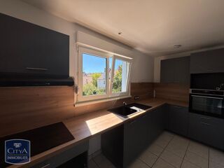  Appartement à louer 3 pièces 93 m²